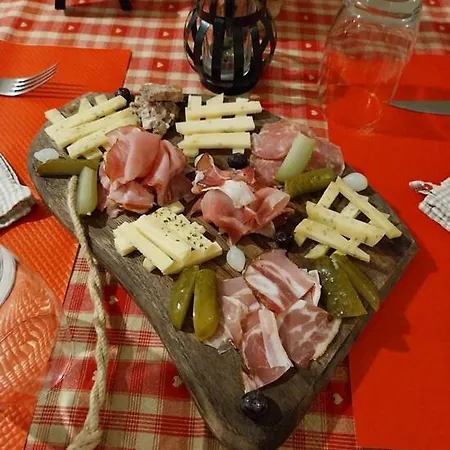 ベッド・アンド・ブレックファスト Le Coq En Pate