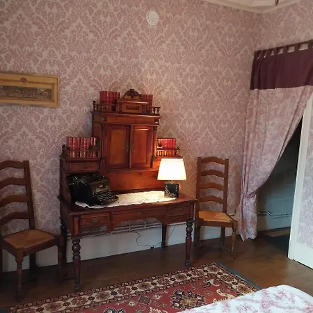 Le Coq En Pate Bed & Breakfast