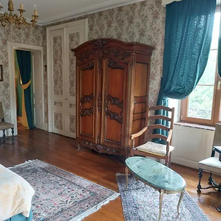 Le Coq En Pate Bed & Breakfast 3*