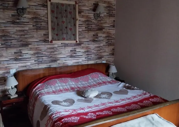 Le Coq En Pate 3* 比桑